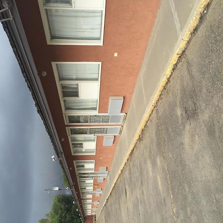 Westwind Motel Swift Current Dış mekan fotoğraf