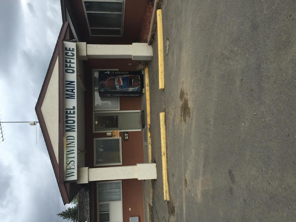 Westwind Motel Swift Current Dış mekan fotoğraf
